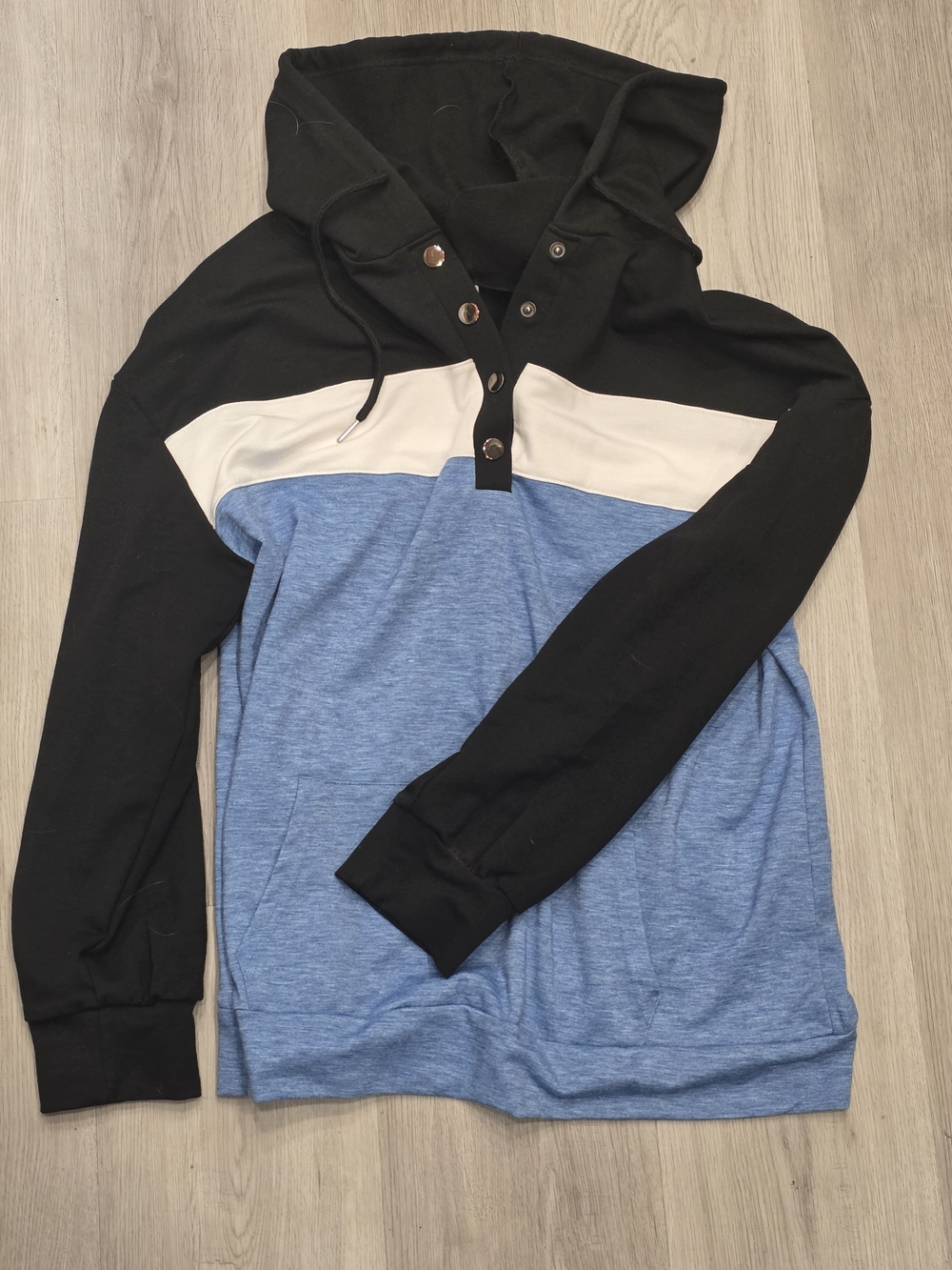 Colorblock Hooded Pullover – Black, White & Heather Blue